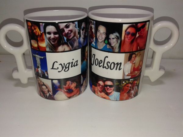 Par de canecas personalizadas.  símbolos masc. e fem.